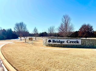 7 Willow Bridge Ln, Enid, OK 73703