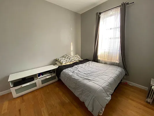 Rented by Corcoran | media 4