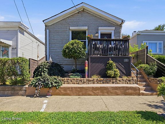 2nd image of 1053 Mary St