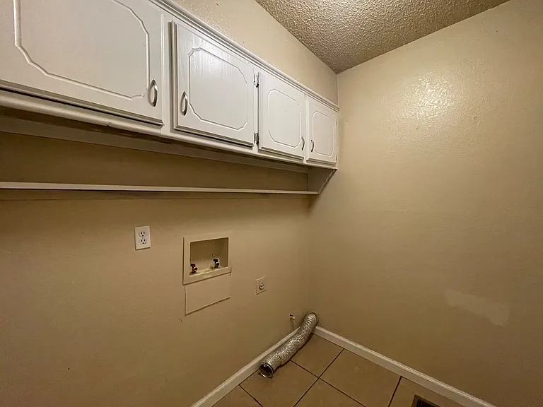 4707 Hemlock Ln — Photo 14