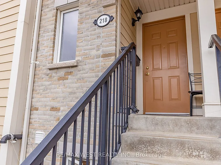 4975 Southampton Dr #218 — Photo 37