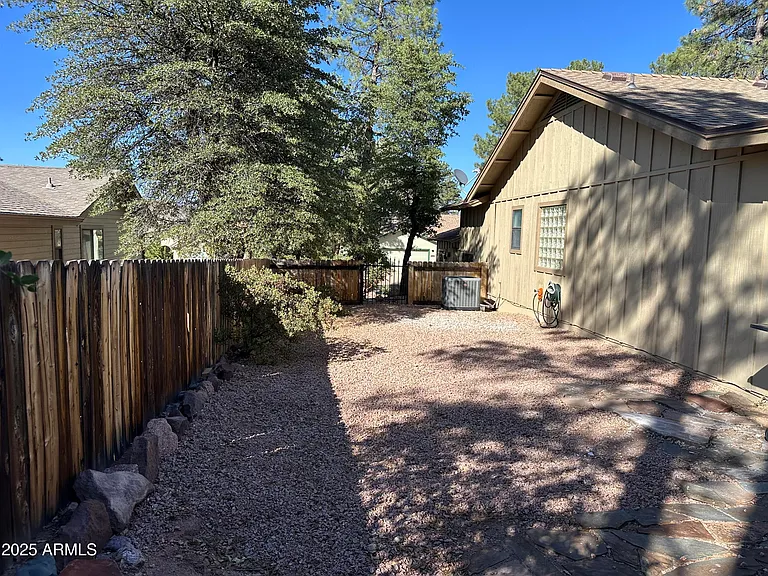 304 N Mogollon Trl — Photo 23