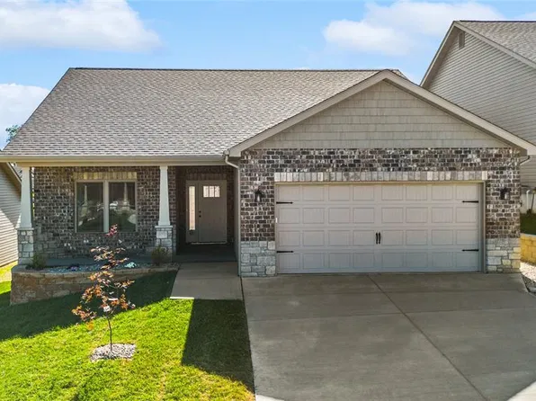 8084 Villa Valley, Caseyville, IL 62232