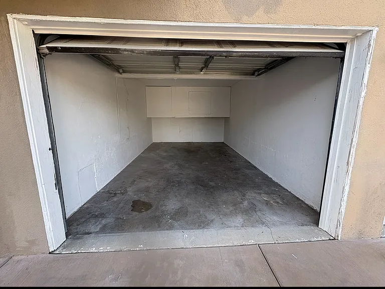 1241 Glen Ave #1241 — Photo 3