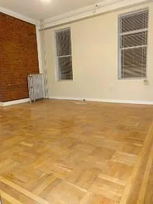 Rented by Skyline Group Real Estate | media 20