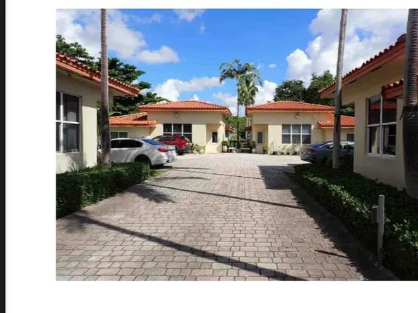 2577 NE 184th Ter, North Miami Beach, FL 33160