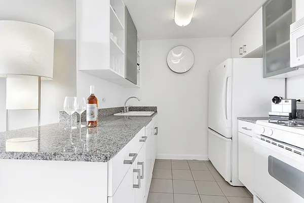 Rented by Cooper & Cooper Real Estate | media 68