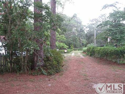2nd image of 717 Sophie Ln