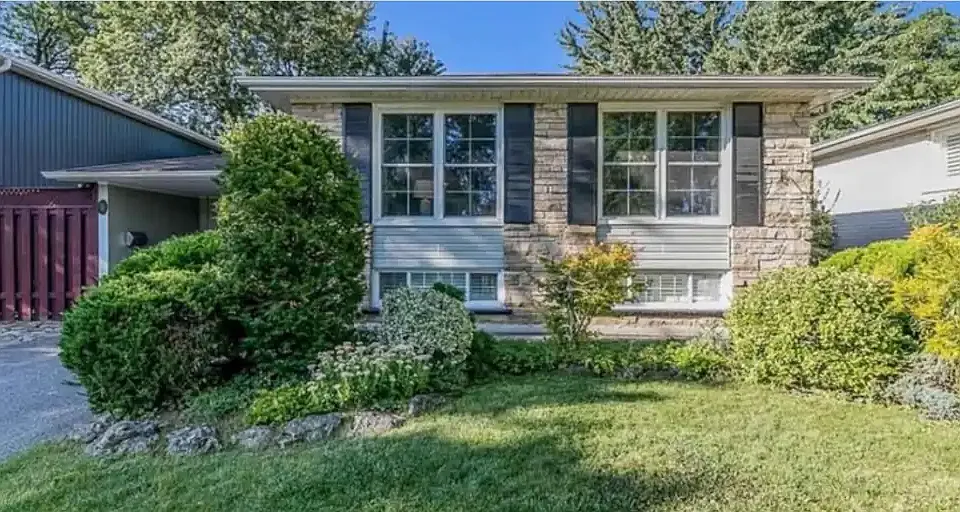 5 Melville Cres #1A