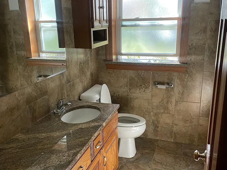 8285 Archer Ave — Photo 3