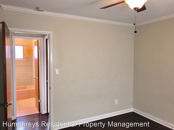 5th image of 3151 N Park Way