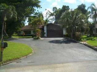 7800 Nutmeg Ct, Tamarac, FL 33321