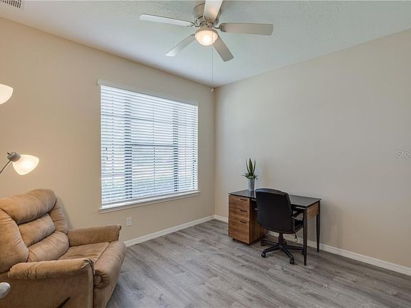4th image of 3010 Boating Blvd