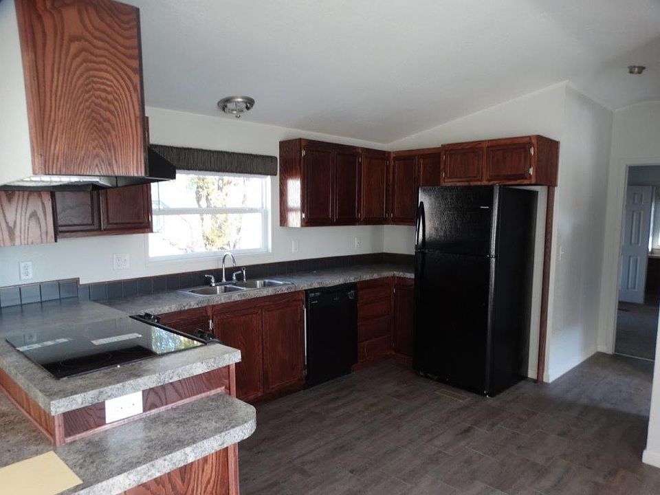 1st image of 317 S Ross Ave