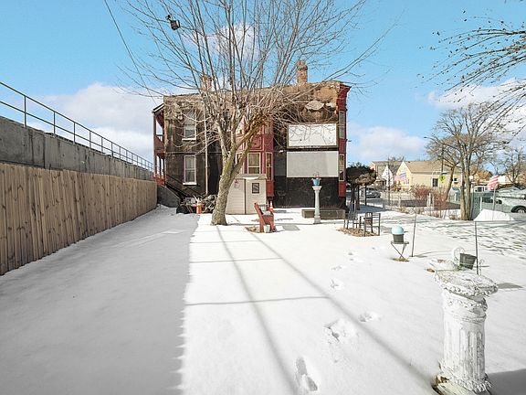 5th image of 3515 W Cermak Rd