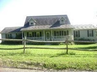 205 Mount Breeze Dr, Cool Ridge, WV 25825