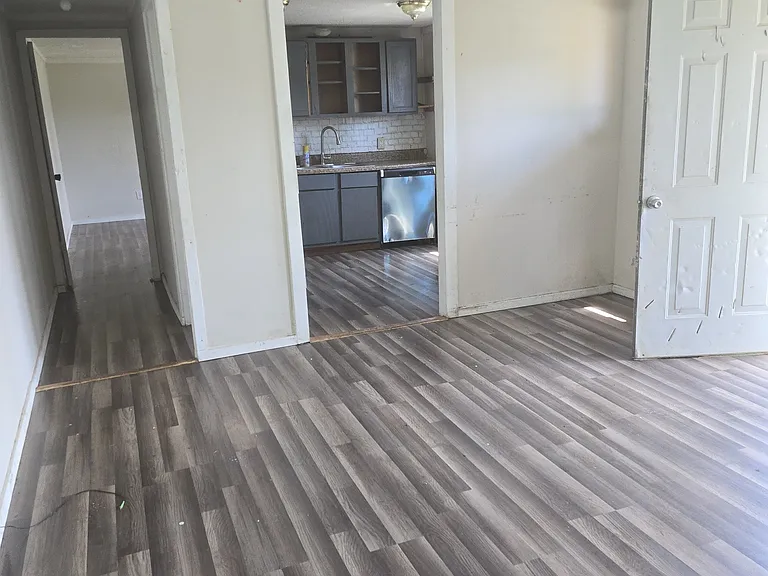 22 Grand Valley Estates Dr — Photo 6