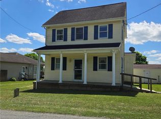 8662 Ashfield Rd, Slatington, PA 18080
