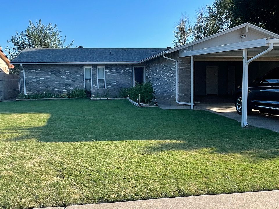 1st image of 410 Greenwood Dr