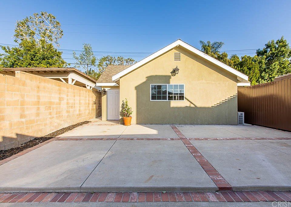 1st image of 9960 Aldea Ave