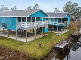 4250 1st Ave, Bay Saint Louis, MS 39520