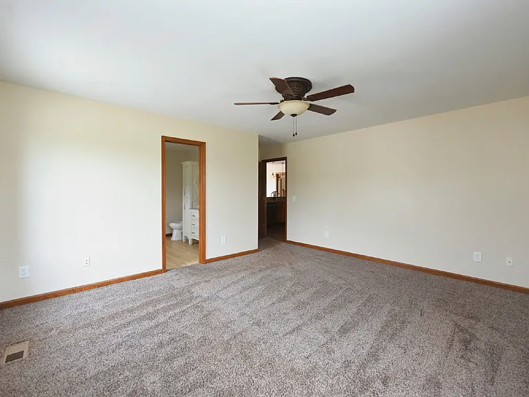 4616 Woodrow Wilson Rd — Photo 61