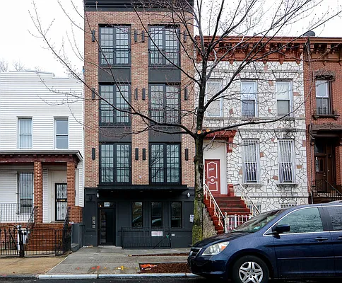 Rented by Rennit Inc. | media 25