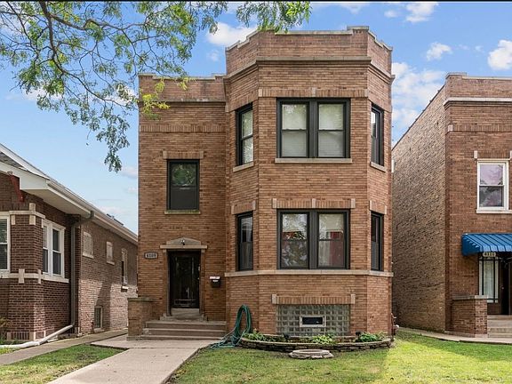 2nd image of 4109 W Oakdale Ave #2