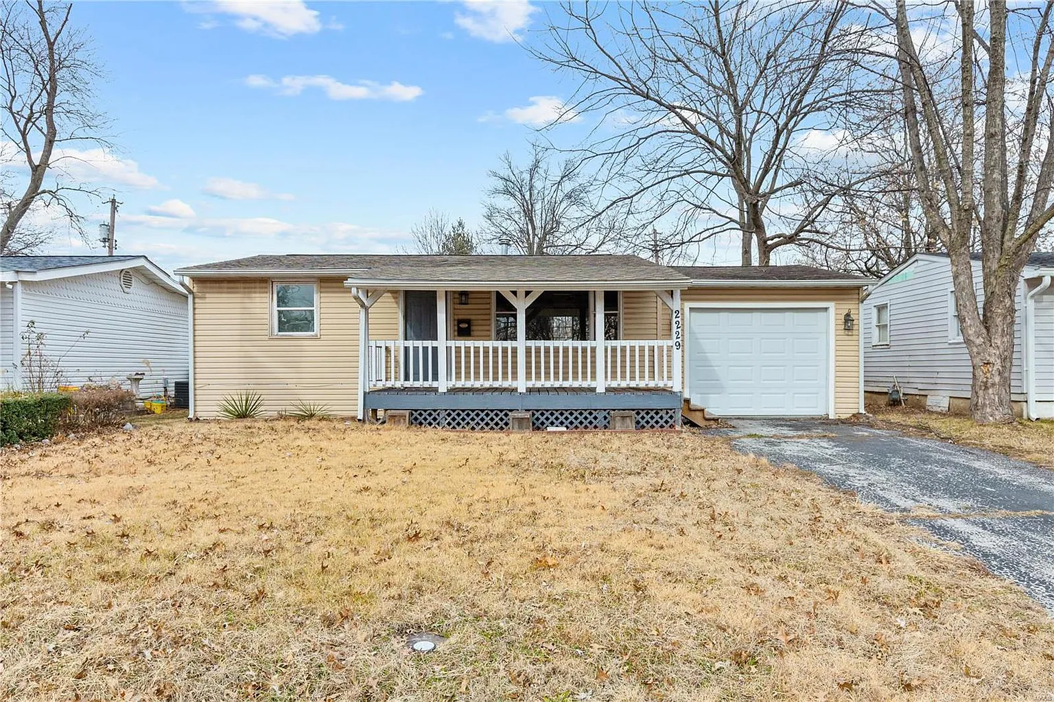 2229 Miracle Ave photo 1