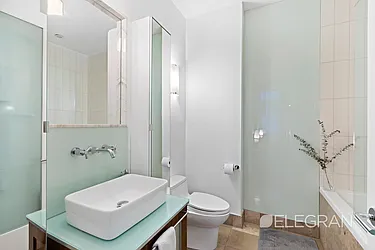 Rented by (Legacy) Elegran