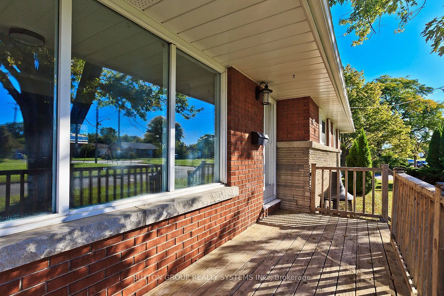 3 bed, $2,200 — Photo 1