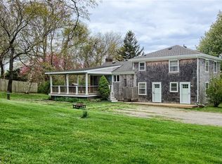 34 W Main Rd, Little Compton, RI 02837