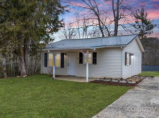 3988 Dug Hill Rd, Lenoir, NC 28645