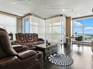 521 President Clinton Ave APT 1101, Little Rock, AR 72201