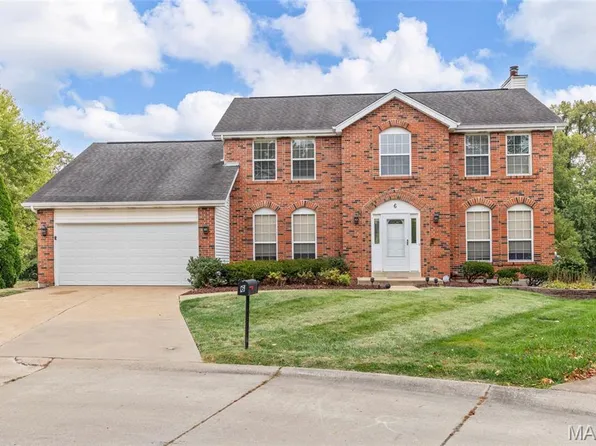 6 Willow Creek Estates Ct, Florissant, MO 63031