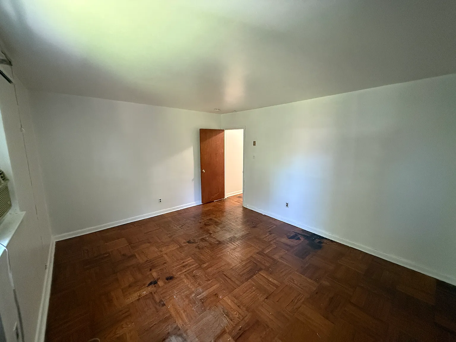 1538 Forrester Ave — Photo 3