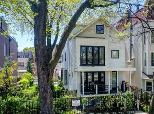 1035 W Lill Ave, Chicago, IL 60614