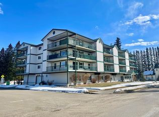 777 E 48th St #206, Edson, AB T7E1Z6
