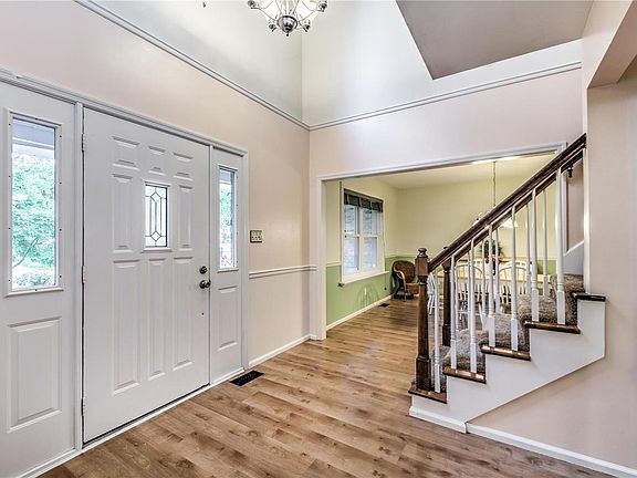2nd image of 3018 Wood Poppy Dr
