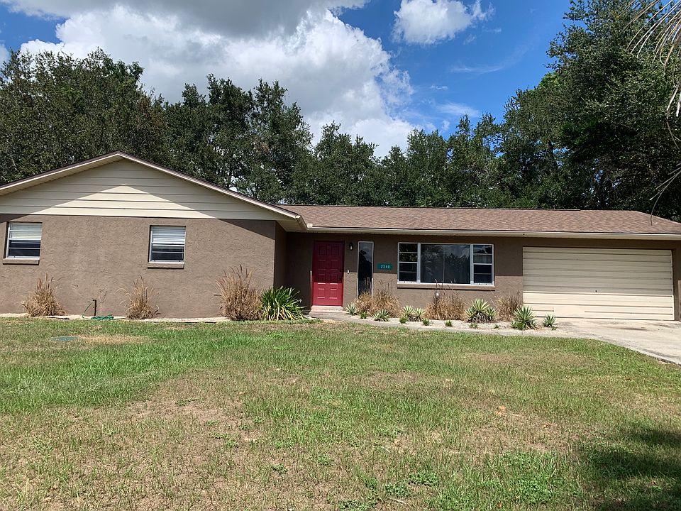 The front of the house. Fresh paint and a new roof in 2020.