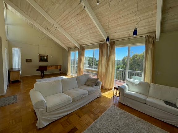 2nd image of 428 Durant Way