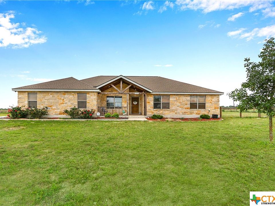 1st image of 406 Clover Ln