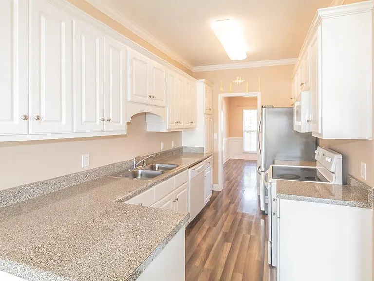 308 High Meadows Pl — Photo 15