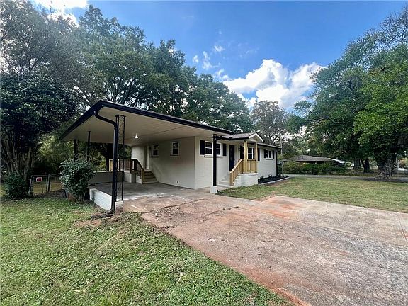 3rd image of 706 Jones Mill Rd