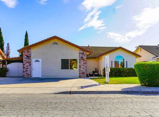 1251 Trieste Dr, Hollister, CA