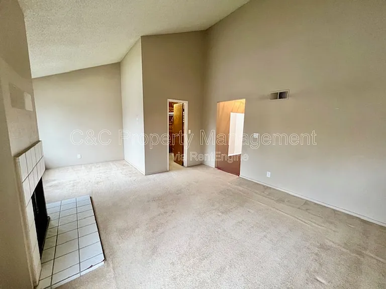 2890 Huntington Blvd #121 — Photo 9