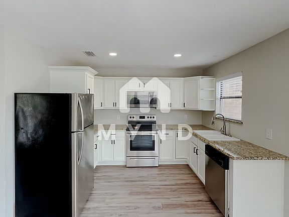 5th image of 2808 Shady Grove Dr
