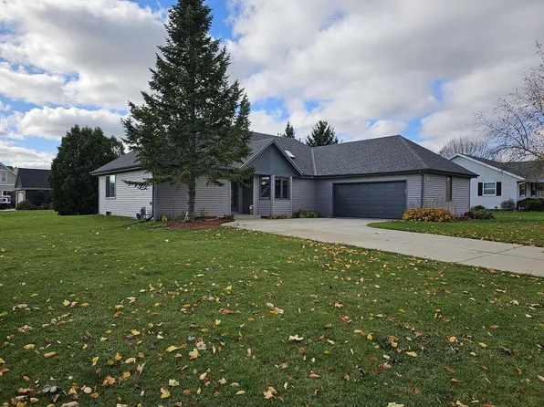 N172W20433 Westfield DRIVE, Jackson, WI 53037
