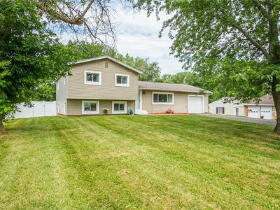 209 Thompson Rd, Rochester, NY, 14623