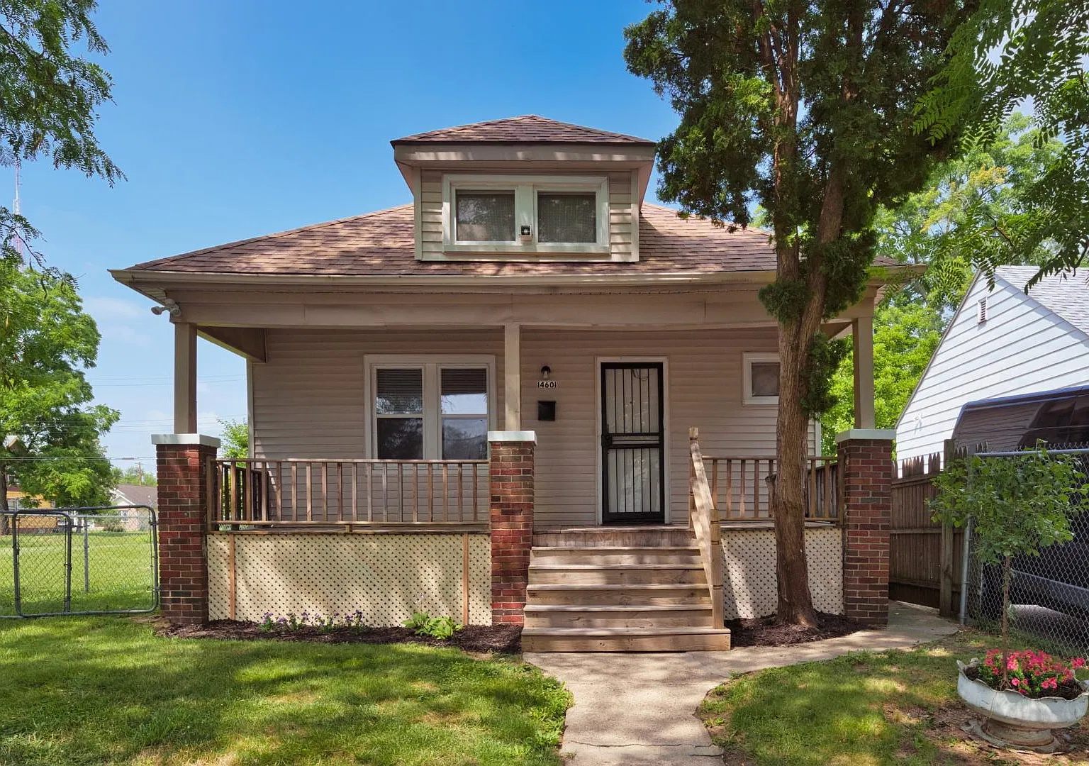 14601 San Juan Dr — Photo 1